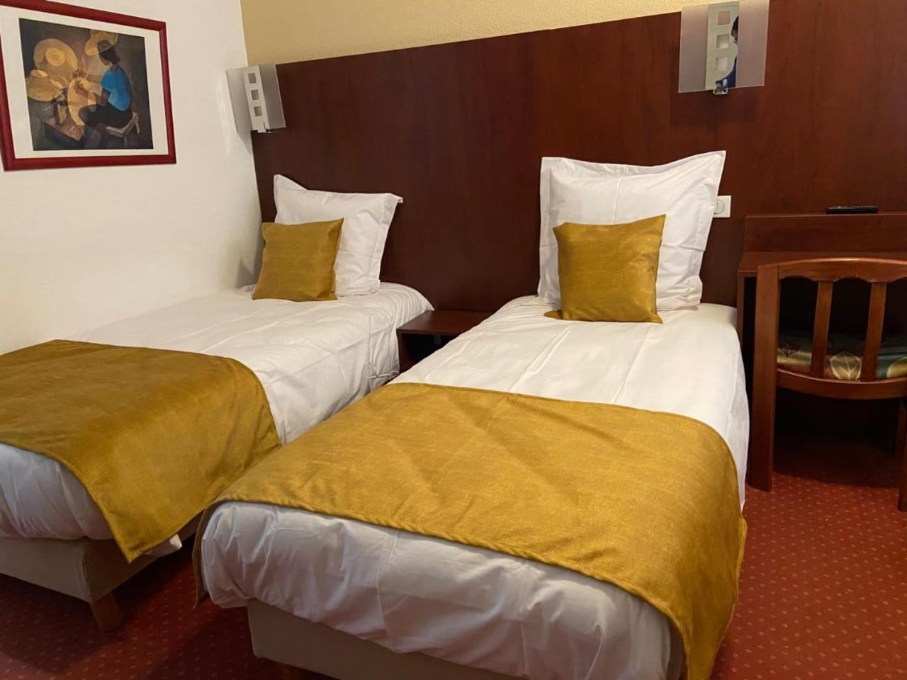 Hotel De Lisieux Lourdes Exterior photo