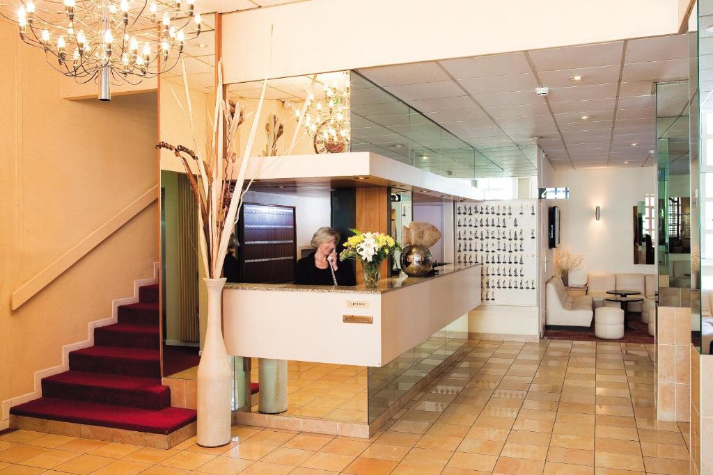 Hotel De Lisieux Lourdes Exterior photo
